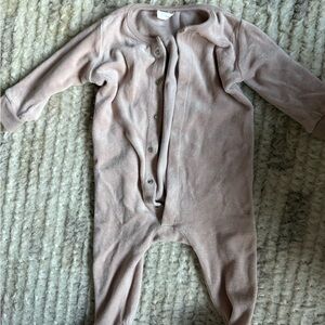 Rylee + Cru Velour Hidden Snap Footie in Blush